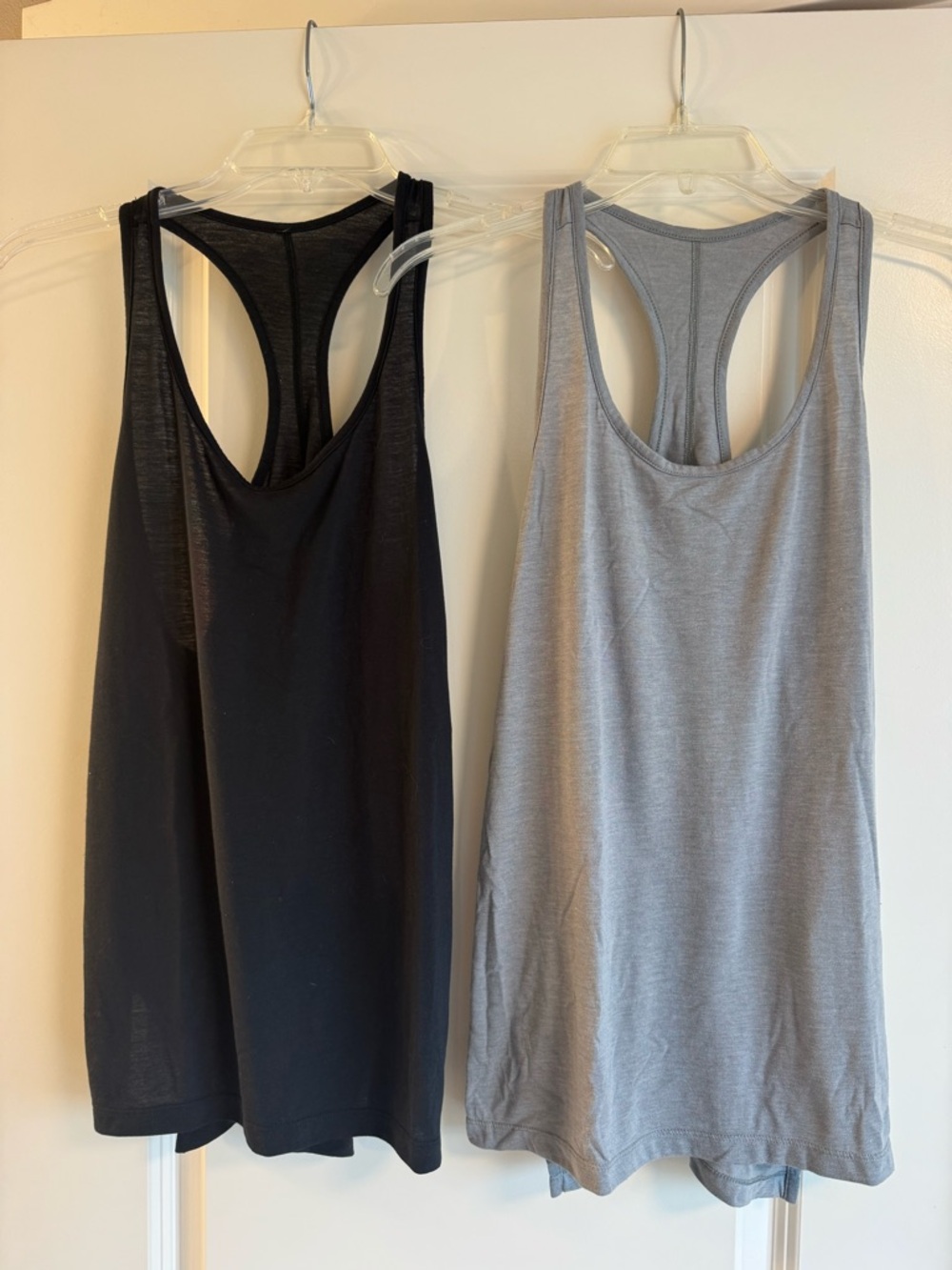 Nike Yoga dri-fit Women’s Racerback Tank Top bundle MED